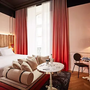 Mama Shelter Hotel