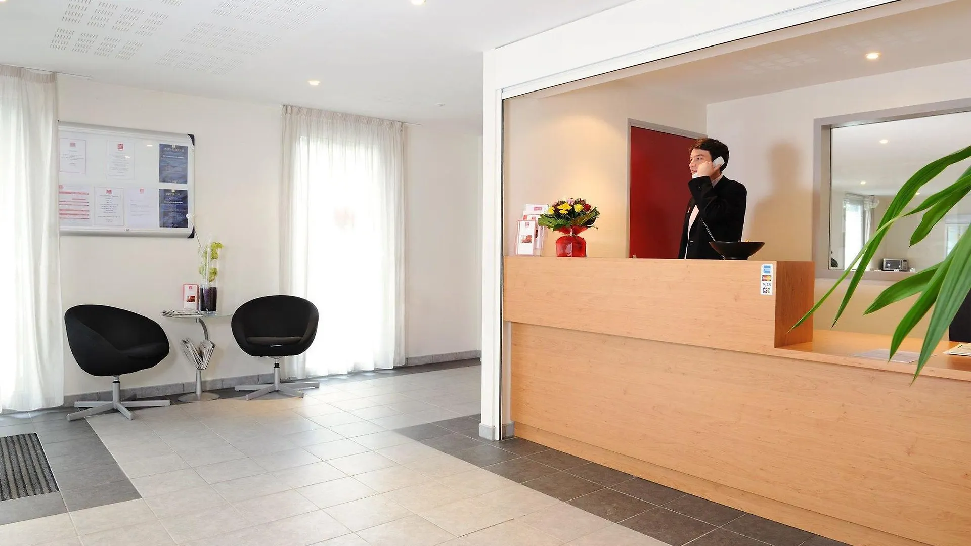 Sejours & Affaires Rennes Villa Camilla 2*,
