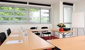 Sejours & Affaires Rennes Villa Camilla Aparthotel
